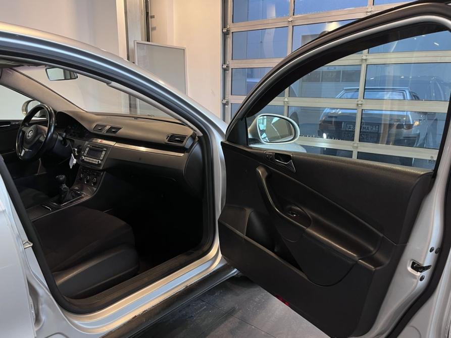 Volkswagen Passat B6 Чебоксары  - изображение 25
