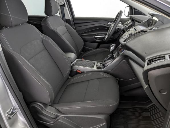 Ford Kuga II Рестайлинг с пробегом 2018 года, цена 1 980 000 рублей, 68784 км, внедорожник, Автокод Объявления