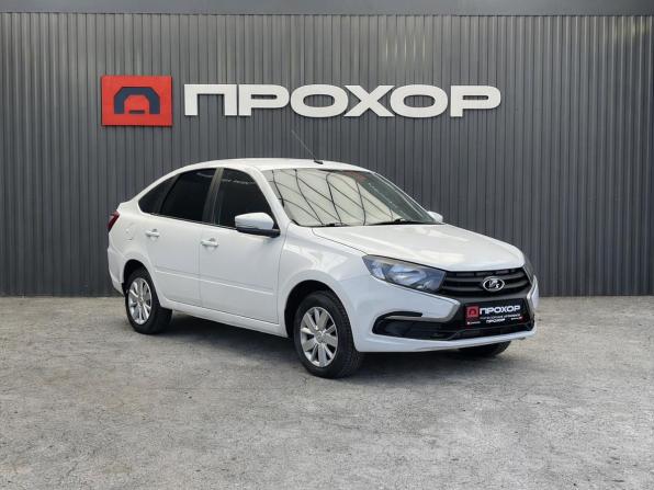 Lada (ВАЗ) Granta I Рестайлинг с пробегом 2022 года, цена 737 000 рублей, 77653 км, лифтбек, Автокод Объявления