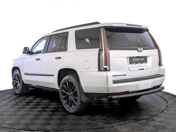 Cadillac Escalade IV с пробегом 2020 года, цена 6 100 000 рублей, 47064 км, внедорожник, Автокод Объявления