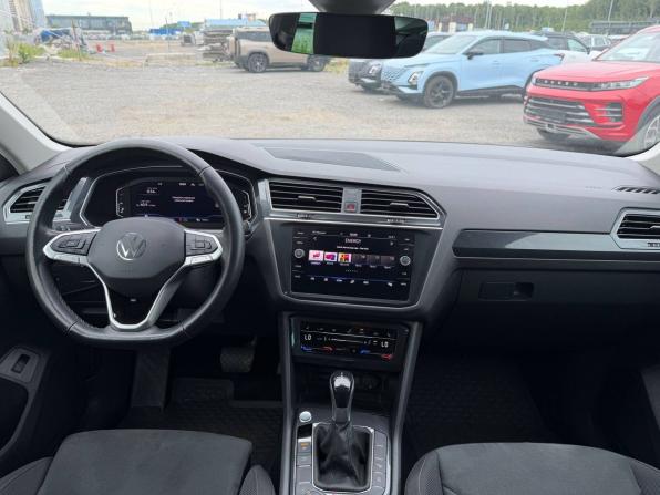 Volkswagen Tiguan II Рестайлинг с пробегом 2021 года, цена 3 095 000 рублей, 97661 км, внедорожник, Автокод Объявления