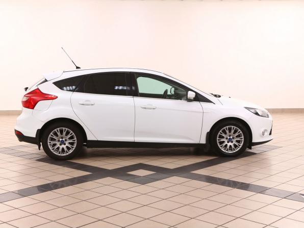 Ford Focus III с пробегом 2012 года, цена 625 000 рублей, 280000 км, хэтчбек, Автокод Объявления