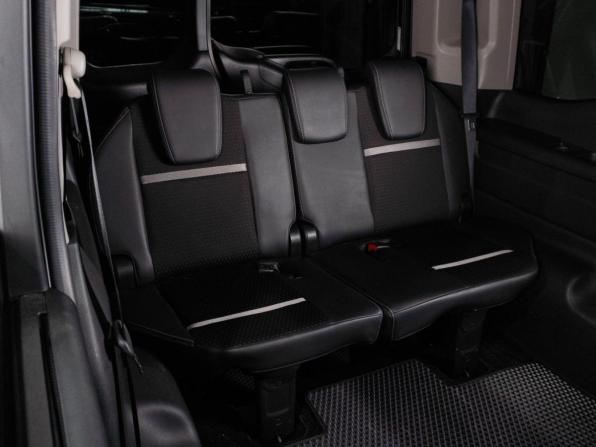 Honda Stepwgn V Рестайлинг с пробегом 2020 года, цена 2 650 000 рублей, 63971 км, минивэн, Автокод Объявления