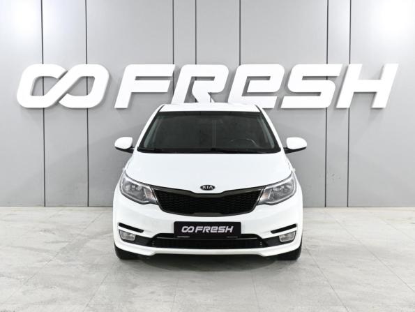 Kia Rio III Рестайлинг с пробегом 2015 года, цена 1 159 000 рублей, 72159 км, хэтчбек, Автокод Объявления