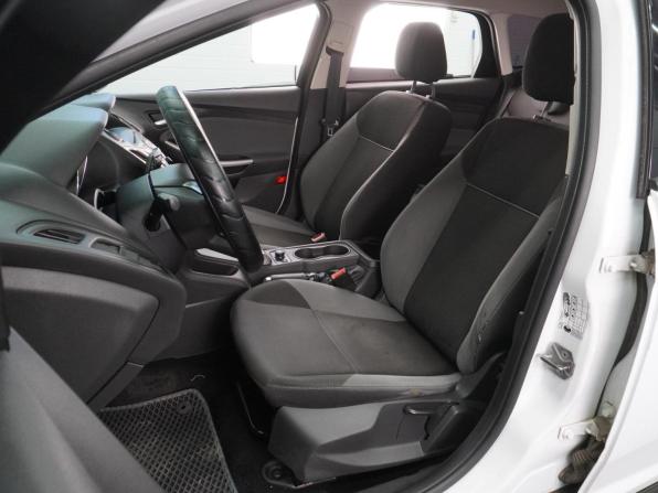 Ford Focus III с пробегом 2015 года, цена 718 070 рублей, 238043 км, универсал, Автокод Объявления