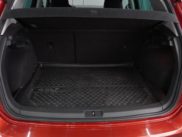 Volkswagen Golf VII с пробегом 2013 года, цена 1 459 000 рублей, 76333 км, хэтчбек, Автокод Объявления