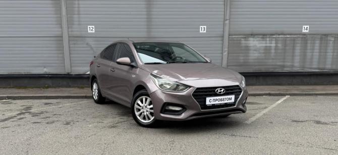 Hyundai Solaris II с пробегом 2019 года, цена 1 099 000 рублей, 163090 км, седан, Автокод Объявления