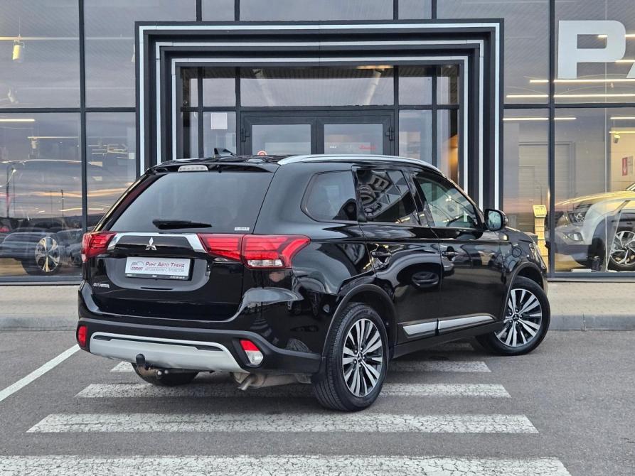 Mitsubishi Outlander III Рестайлинг 3 Воронеж  - изображение 4