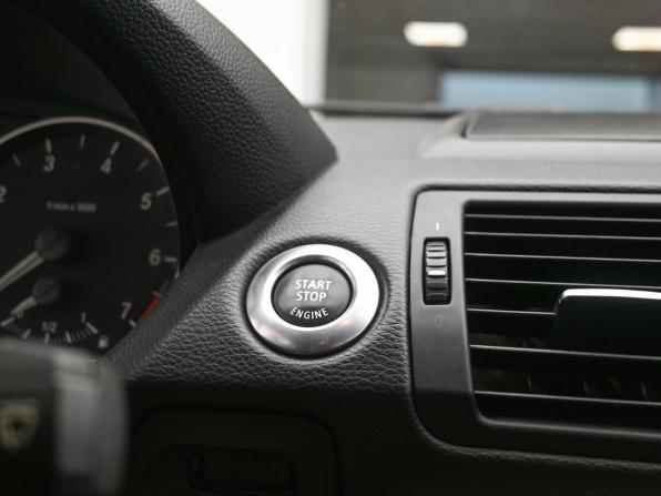 BMW 1 серии I (E81/E82/E87/E88) Рестайлинг с пробегом 2010 года, цена 814 000 рублей, 223870 км, хэтчбек, Автокод Объявления