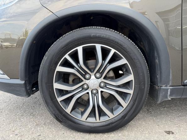 Mitsubishi Outlander III Рестайлинг 2 с пробегом 2015 года, цена 2 450 000 рублей, 191796 км, внедорожник, Автокод Объявления