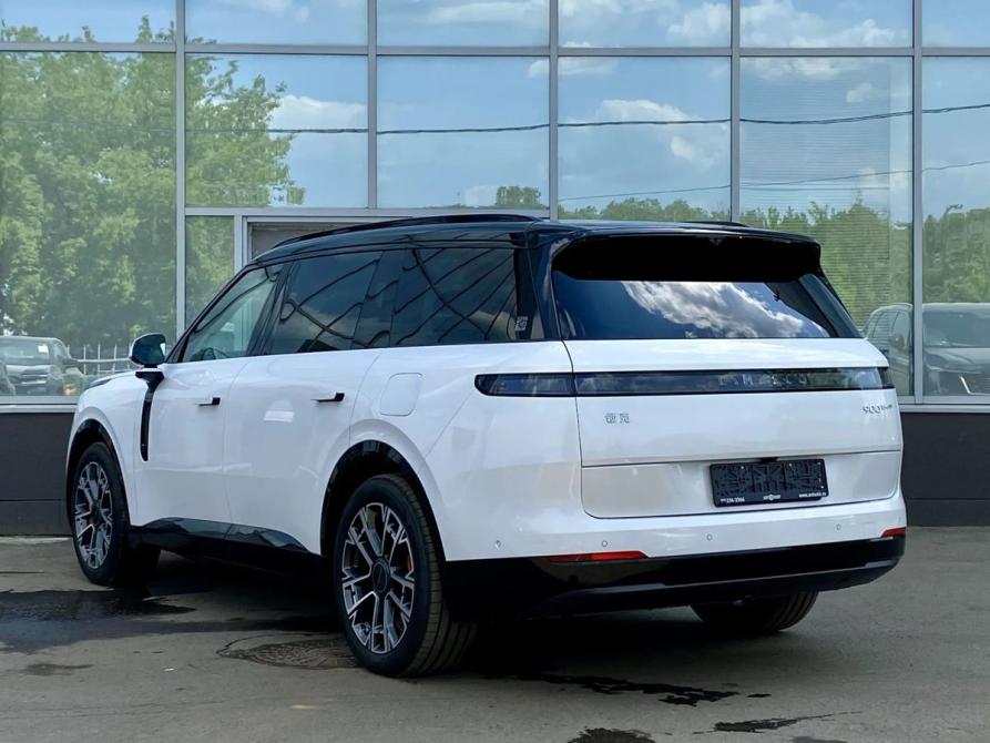 Lynk &amp; Co 900 Санкт-Петербург  - изображение 6