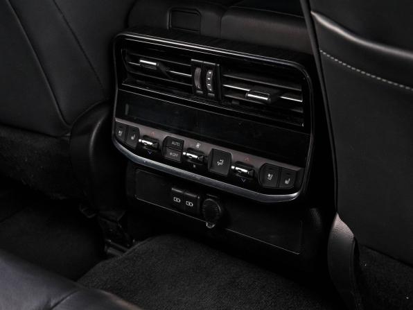 Toyota Land Cruiser 300 Series с пробегом 2021 года, цена 9 699 000 рублей, 100749 км, внедорожник, Автокод Объявления