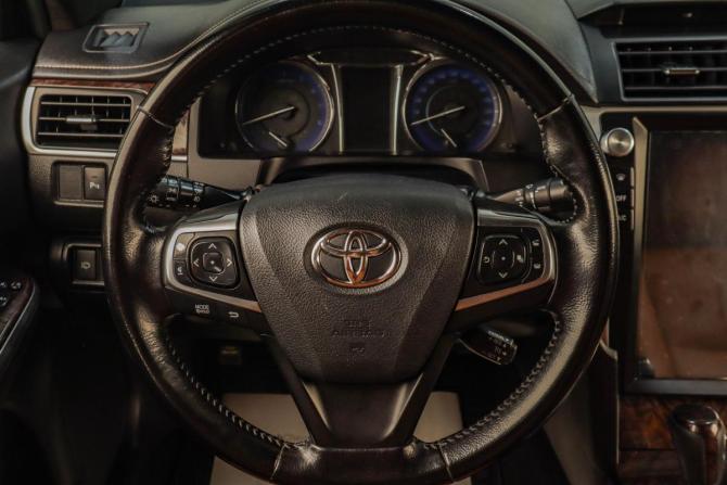 Toyota Camry VII (XV50) Рестайлинг с пробегом 2016 года, цена 1 759 000 рублей, 200567 км, седан, Автокод Объявления