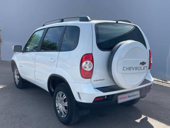 Chevrolet Niva I Рестайлинг с пробегом 2016 года, цена 735 000 рублей, 90109 км, внедорожник, Автокод Объявления