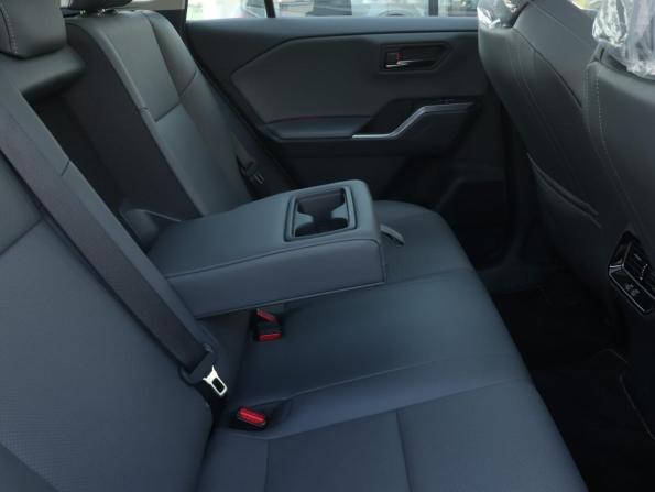Toyota RAV4 VI (XA60) с пробегом 2026 года, цена 4 220 000 рублей, 10 км, внедорожник, Автокод Объявления