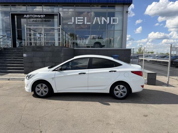 Hyundai Solaris I Рестайлинг с пробегом 2015 года, цена 999 000 рублей, 179264 км, седан, Автокод Объявления