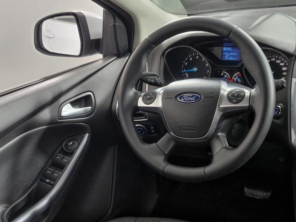Ford Focus III с пробегом 2014 года, цена 664 000 рублей, 237086 км, универсал, Автокод Объявления