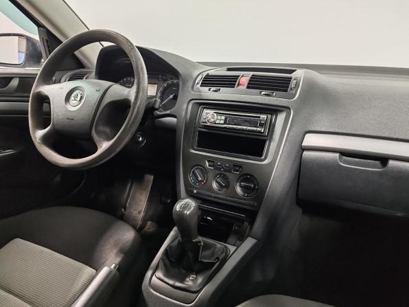 Skoda Octavia II (A5) с пробегом 2007 года, цена 679 000 рублей, 131287 км, универсал, Автокод Объявления