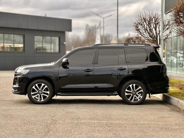 Toyota Land Cruiser 200 Series Рестайлинг 2 с пробегом 2016 года, цена 6 000 000 рублей, 125400 км, внедорожник, Автокод Объявления