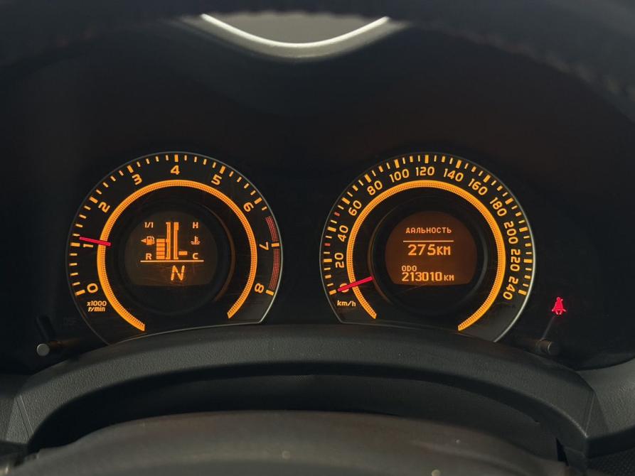 Toyota Auris I Челябинск  - изображение 11