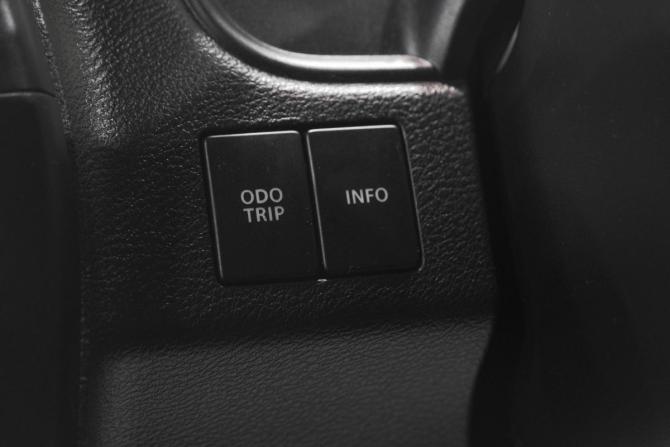 Suzuki Solio III с пробегом 2017 года, цена 909 000 рублей, 125000 км, микровэн, Автокод Объявления