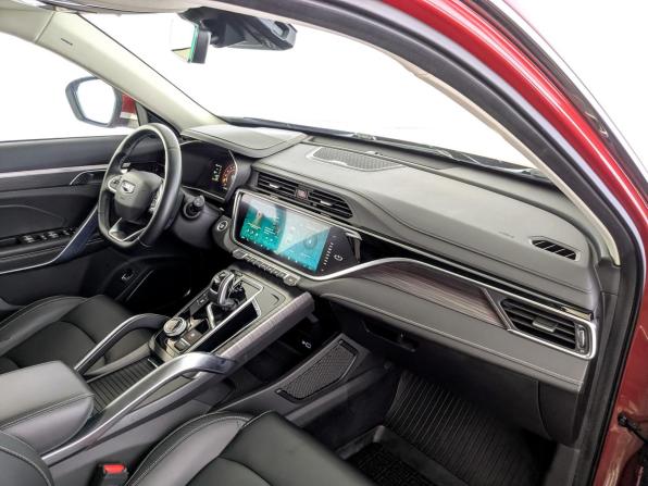 Geely Atlas Pro с пробегом 2023 года, цена 2 200 000 рублей, 67161 км, внедорожник, Автокод Объявления