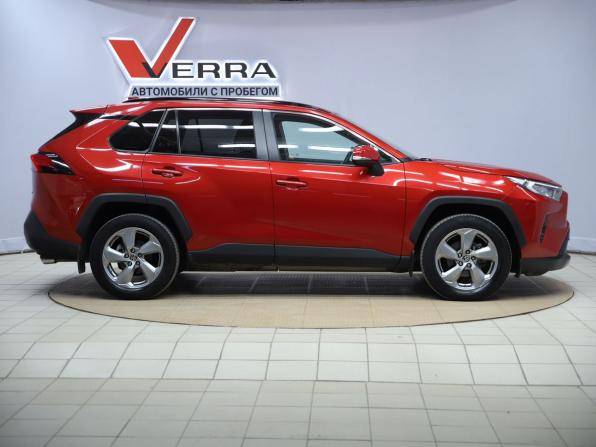 Toyota RAV4 V (XA50) с пробегом 2021 года, цена 3 590 000 рублей, 55985 км, внедорожник, Автокод Объявления