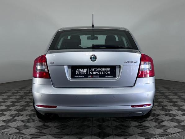 Skoda Octavia II (A5) Рестайлинг с пробегом 2011 года, цена 1 198 000 рублей, 97280 км, лифтбек, Автокод Объявления