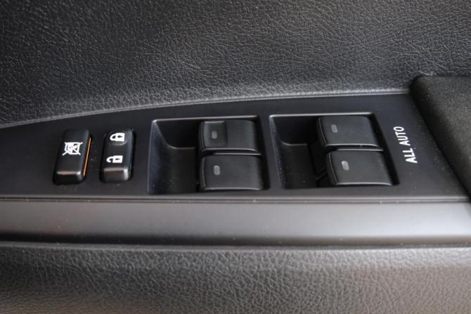 Toyota Corolla XI (E160 E170) Рестайлинг 2 с пробегом 2019 года, цена 1 639 000 рублей, 155000 км, универсал, Автокод Объявления