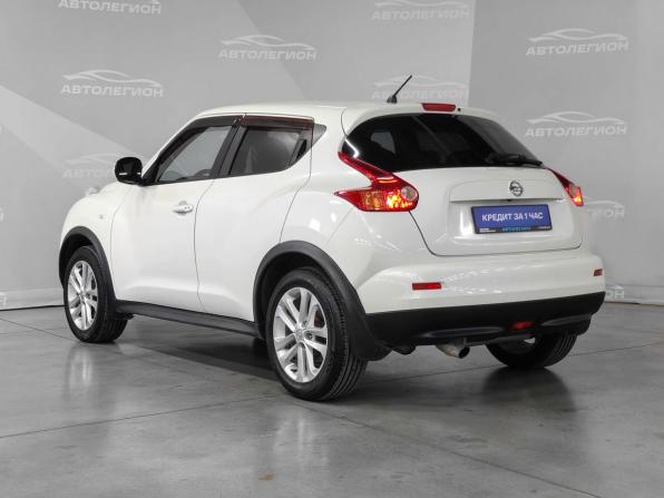 Nissan Juke I с пробегом 2011 года, цена 900 000 рублей, 205299 км, внедорожник, Автокод Объявления