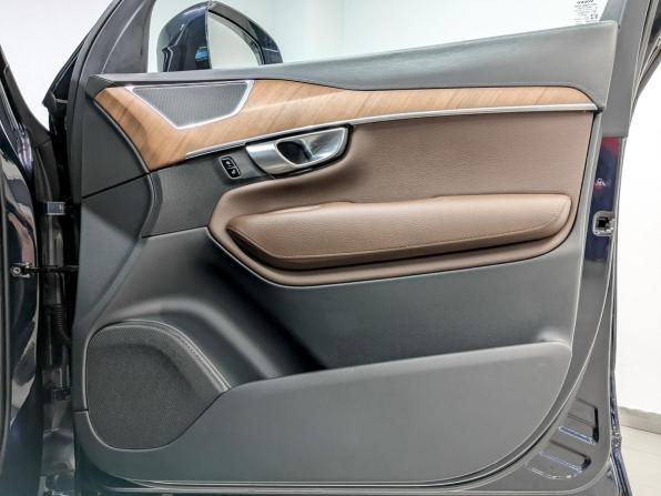 Volvo XC90 II с пробегом 2019 года, цена 4 200 000 рублей, 99389 км, внедорожник, Автокод Объявления