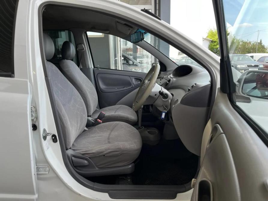Toyota Platz Краснодар  - изображение 15