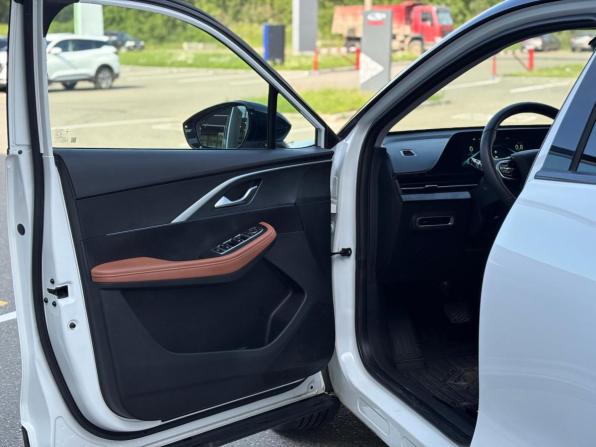 Omoda C5 I с пробегом 2023 года, цена 1 935 000 рублей, 49821 км, внедорожник, Автокод Объявления