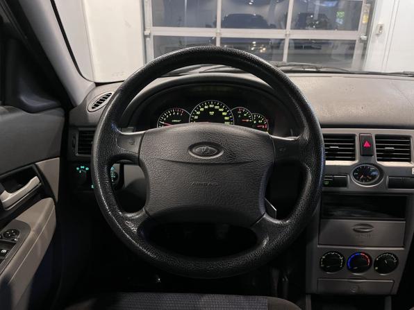 Lada (ВАЗ) Priora I с пробегом 2010 года, цена 199 000 рублей, 115000 км, седан, Автокод Объявления