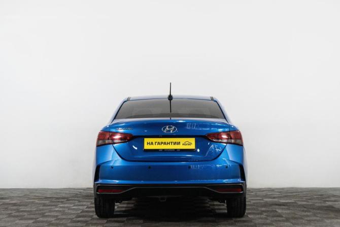 Hyundai Solaris II Рестайлинг с пробегом 2021 года, цена 1 999 000 рублей, 35800 км, седан, Автокод Объявления