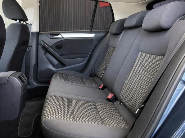 Volkswagen Golf VI с пробегом 2010 года, цена 927 000 рублей, 97805 км, хэтчбек, Автокод Объявления