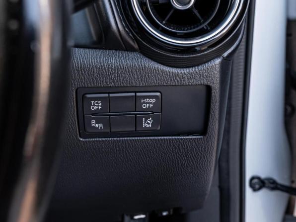 Mazda CX-3 I с пробегом 2015 года, цена 1 370 000 рублей, 130666 км, внедорожник, Автокод Объявления