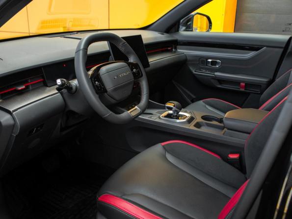 JETOUR DASHING I с пробегом 2023 года, цена 1 968 999 рублей, 8221 км, внедорожник, Автокод Объявления