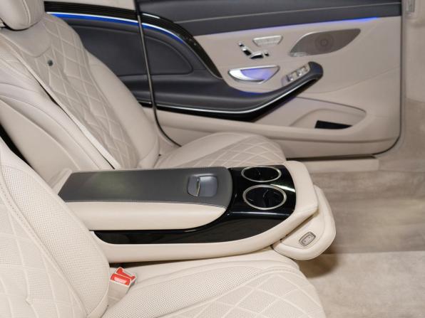 Mercedes-Benz Maybach S-Класс I (X222) Рестайлинг с пробегом 2019 года, цена 5 990 000 рублей, 148800 км, седан, Автокод Объявления