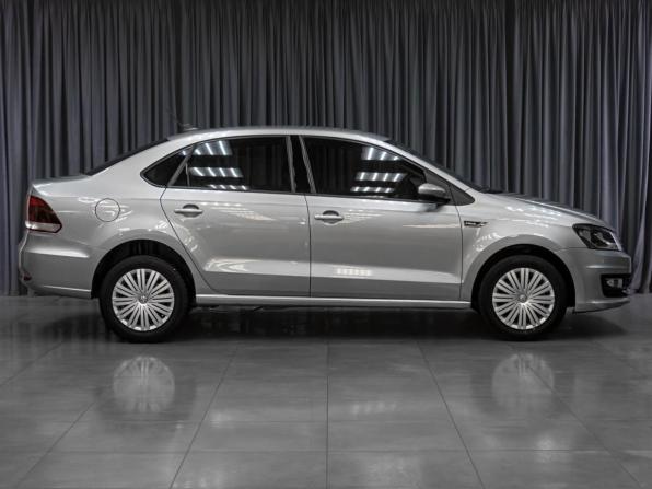 Volkswagen Polo V Рестайлинг с пробегом 2018 года, цена 1 169 000 рублей, 94740 км, седан, Автокод Объявления