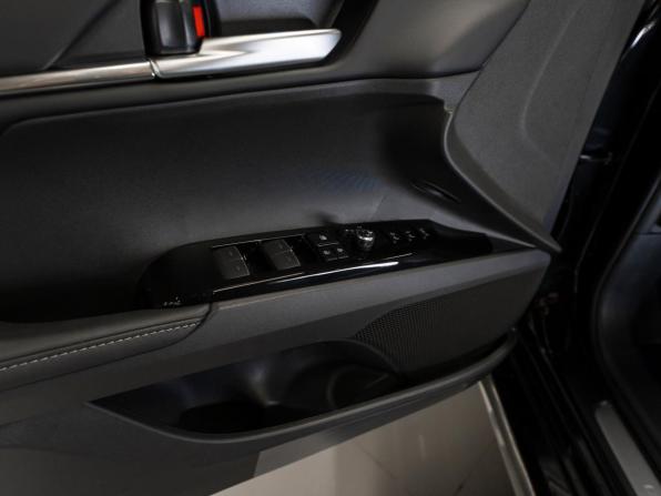 Toyota Camry IX (XV80) China Market с пробегом 2026 года, цена 4 250 000 рублей, 50 км, седан, Автокод Объявления