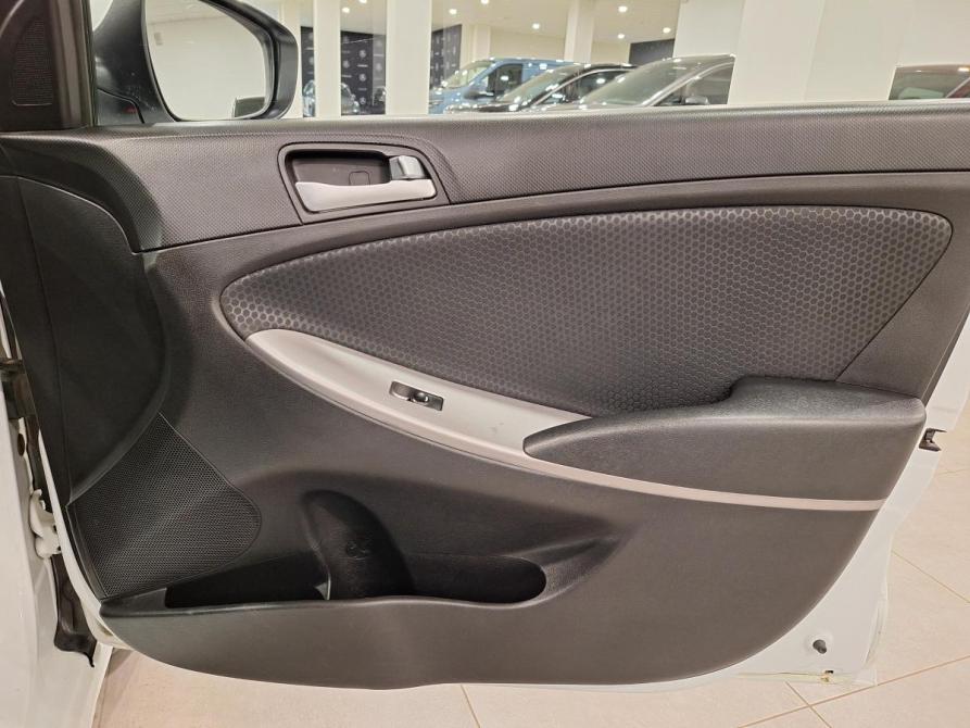 Hyundai Solaris I Рестайлинг Люберцы  - изображение 19