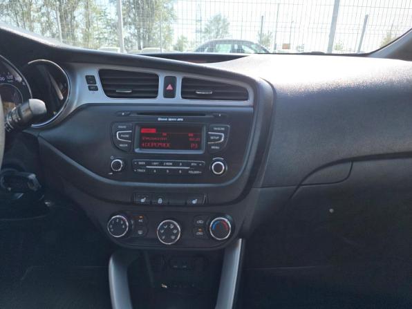 Kia Ceed II с пробегом 2012 года, цена 870 000 рублей, 214000 км, хэтчбек, Автокод Объявления