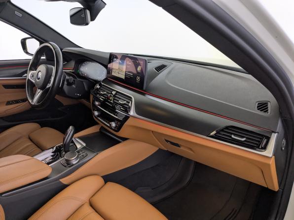 BMW 5 серии VII (G30/G31/G38) Рестайлинг с пробегом 2021 года, цена 5 330 000 рублей, 52720 км, седан, Автокод Объявления