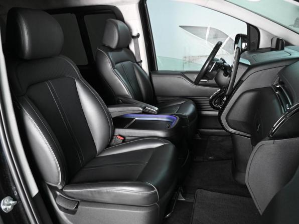 Hyundai Staria I с пробегом 2023 года, цена 4 959 000 рублей, 68523 км, минивэн, Автокод Объявления