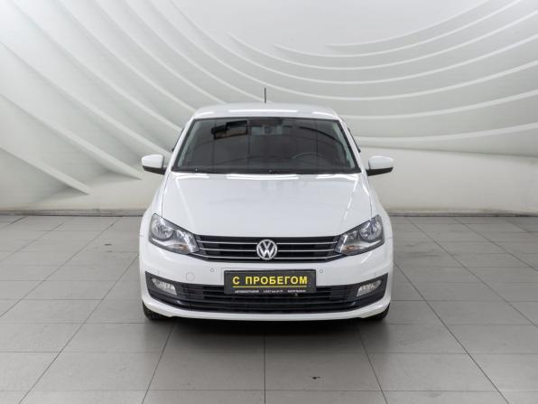 Volkswagen Polo V Рестайлинг с пробегом 2016 года, цена 1 081 000 рублей, 88000 км, седан, Автокод Объявления