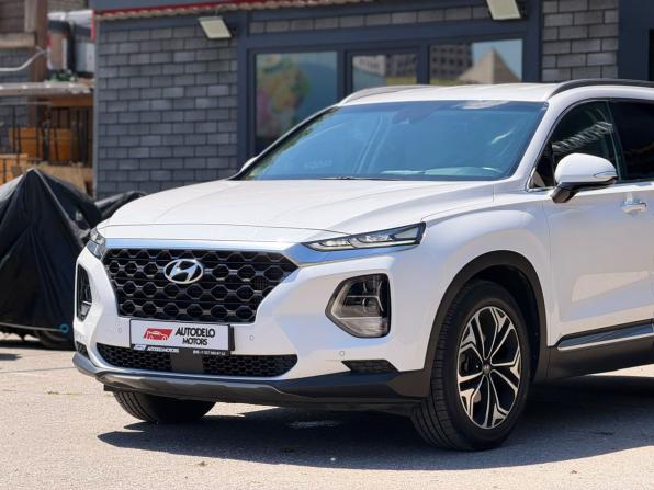 Hyundai Santa Fe IV с пробегом 2019 года, цена 2 720 000 рублей, 127792 км, внедорожник, Автокод Объявления
