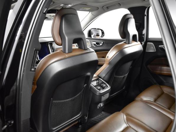 Volvo XC60 II с пробегом 2018 года, цена 3 119 900 рублей, 194759 км, внедорожник, Автокод Объявления