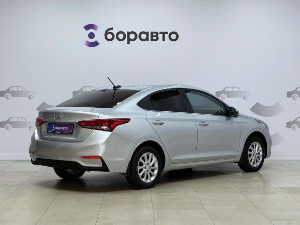 Hyundai Solaris II с пробегом 2018 года, цена 1 450 000 рублей, 105149 км, седан, Автокод Объявления