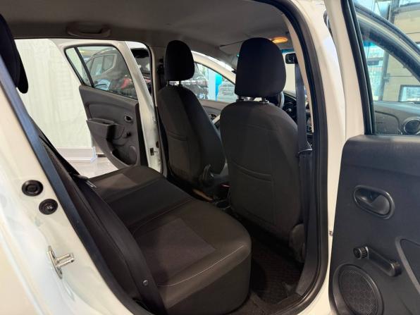Renault Sandero II Рестайлинг с пробегом 2019 года, цена 1 074 000 рублей, 109588 км, хэтчбек, Автокод Объявления